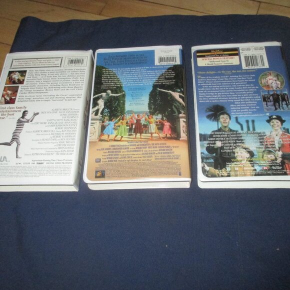 Family Musicals VHS Bundle of 3 tapes with clamcases (from the 1990s) - Picture 2 of 5